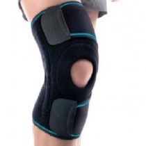 Neoprene adjustable size knee support with lateral stabilisers ACN802